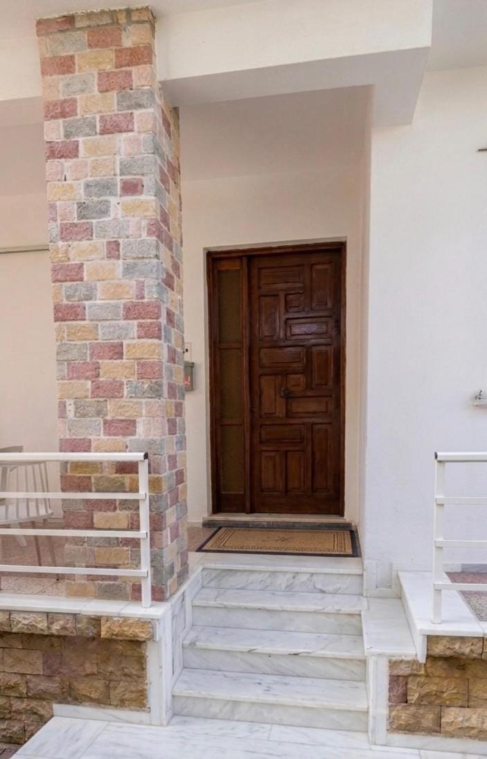 Villager's Art Apt-Your Stylish Airport Escape Apartment in Rhodes, Greece