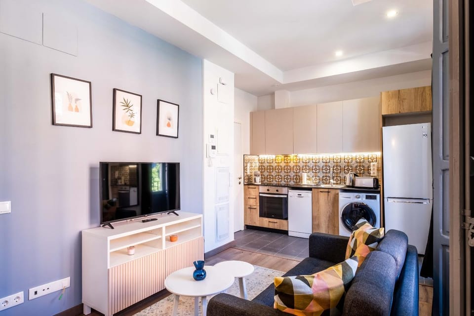 Communal lounge/ TV room, Living room