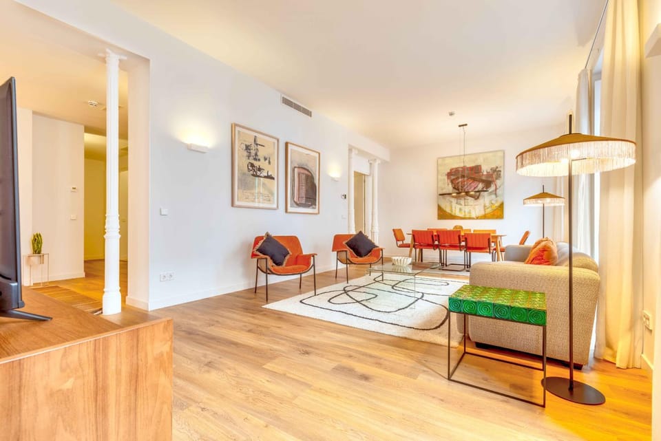 Communal lounge/ TV room, Living room