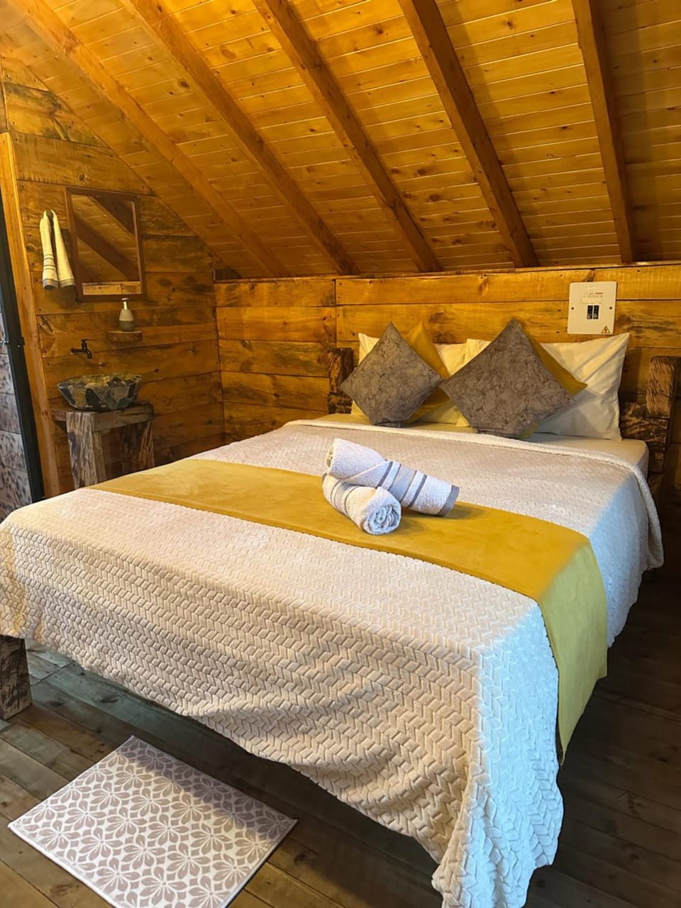 Sukha Glamping Campground/ 
RV Resort in Antioquia