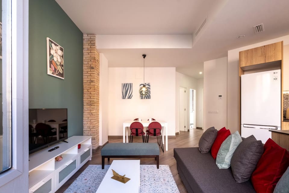 Communal lounge/ TV room, Living room