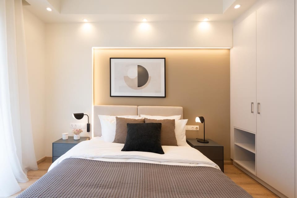 Bed, Photo of the whole room, Bedroom