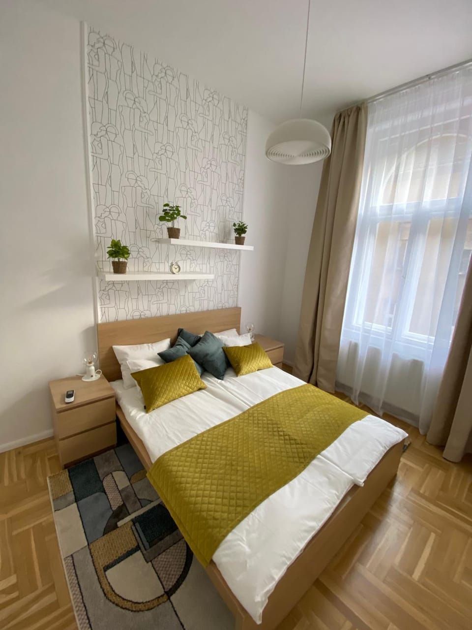 Bed, Bedroom, air conditioner