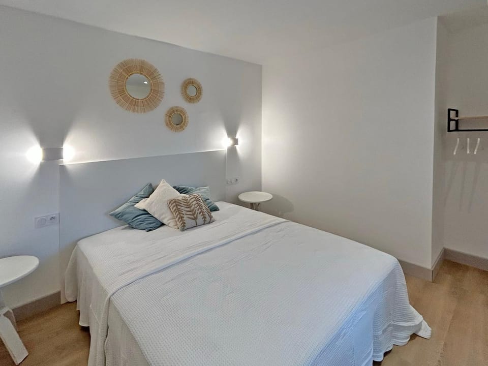 Living room, Bedroom