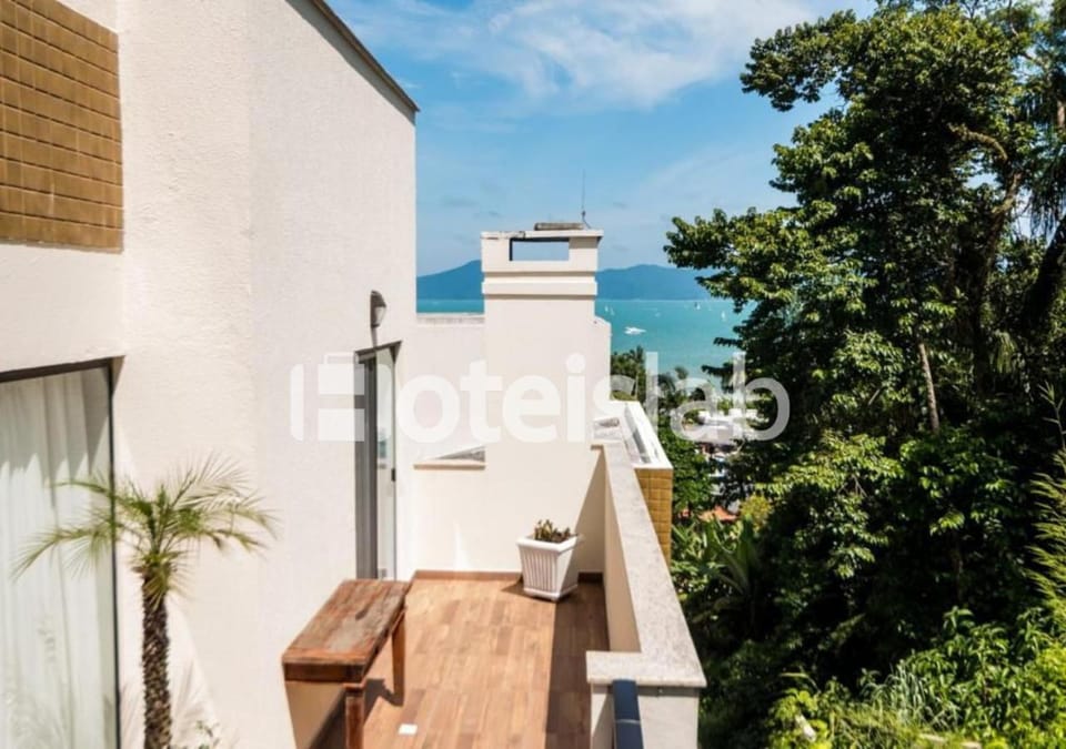 Patio, Day, Natural landscape, View (from property/room), Balcony/Terrace, Sea view