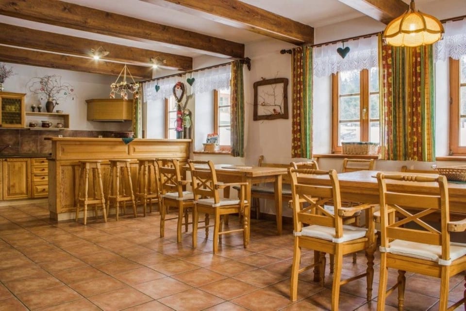 Kitchen or kitchenette, Living room, Seating area