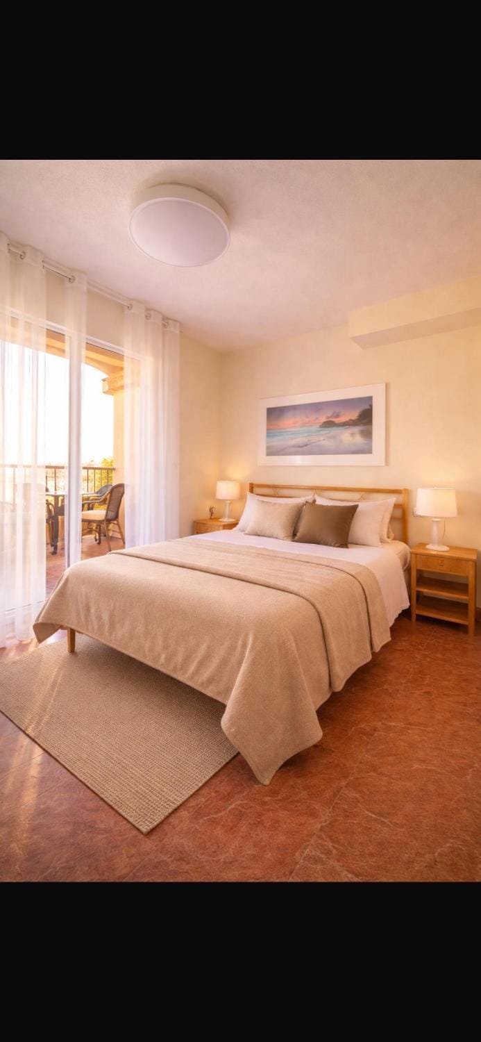 La Zenia 3 Bedroom House, Distant Sea View, Shared Heated Pool in Winter, Sleeps 8 House in Vega Baja del Segura