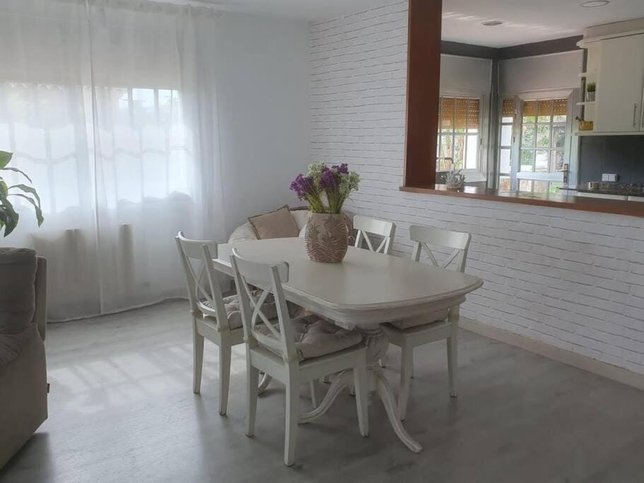 Casa con gran jardín y unas preciosas vistas House in Maresme