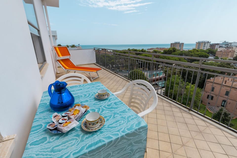 Solarium, Balcony/Terrace, Food and drinks, Breakfast, Italian breakfast