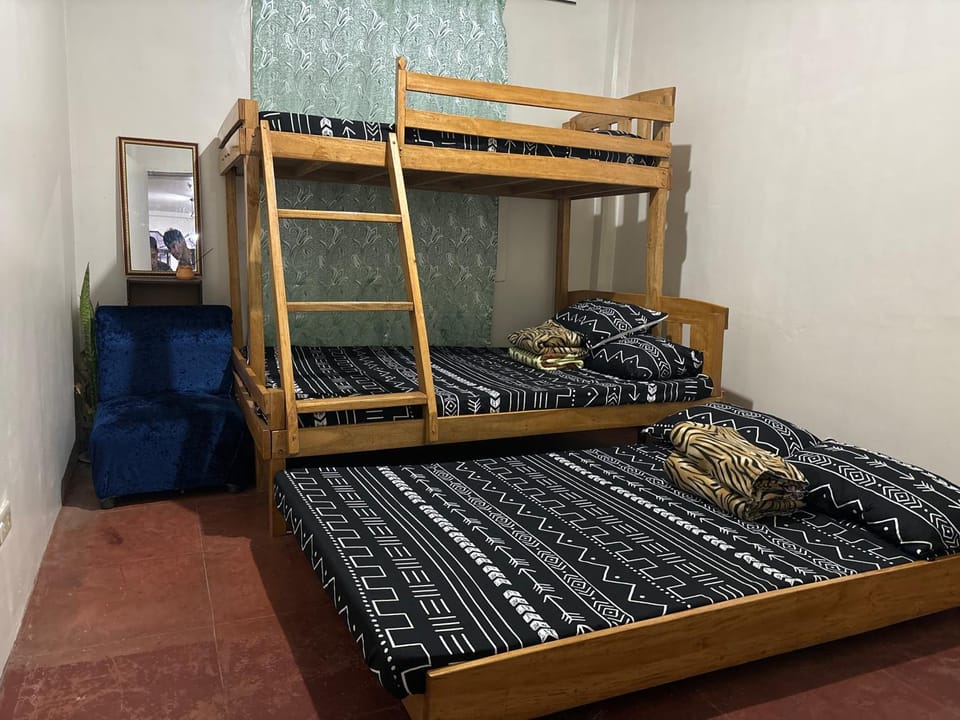 Bed, Bedroom, bunk bed