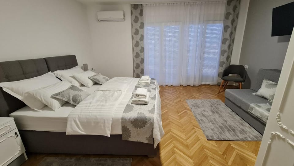 Apartman Magnolija Bed and Breakfast in Rijeka