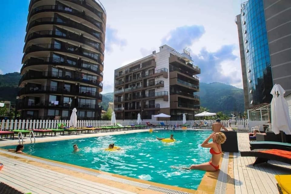 Swimming pool