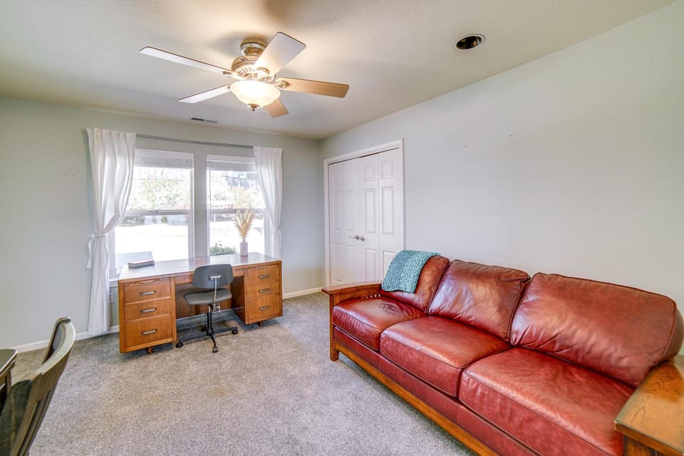 Lakeport Home with Stunning Lake and Mountain Views House in Clear Lake