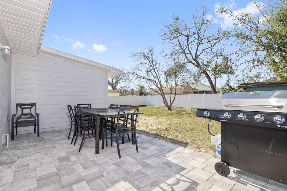Nature's Coast Retreat House in Spring Hill