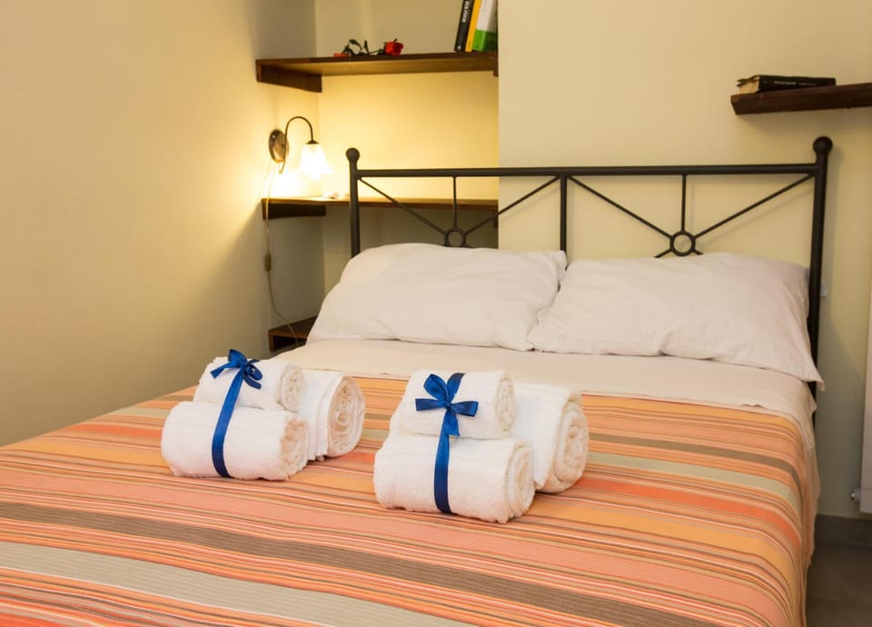 Decorative detail, Bedroom
