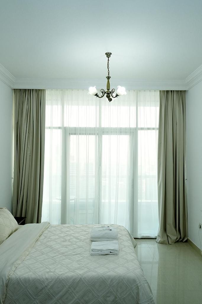 Cozy Private Studio -Near Beach -City View -Downtown Sharjah - Pool & Gym Apartment in Al Sharjah