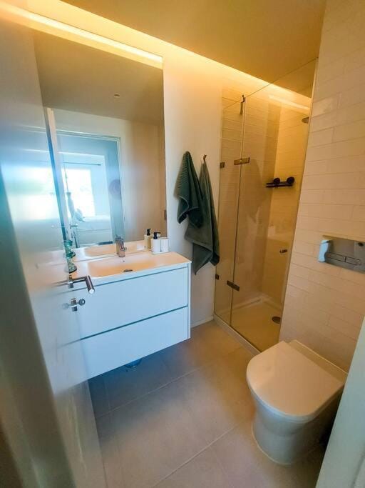 2BR Apt w- Private Garden, Pool, Gym & Parking Apartment in Cabanas de Tavira