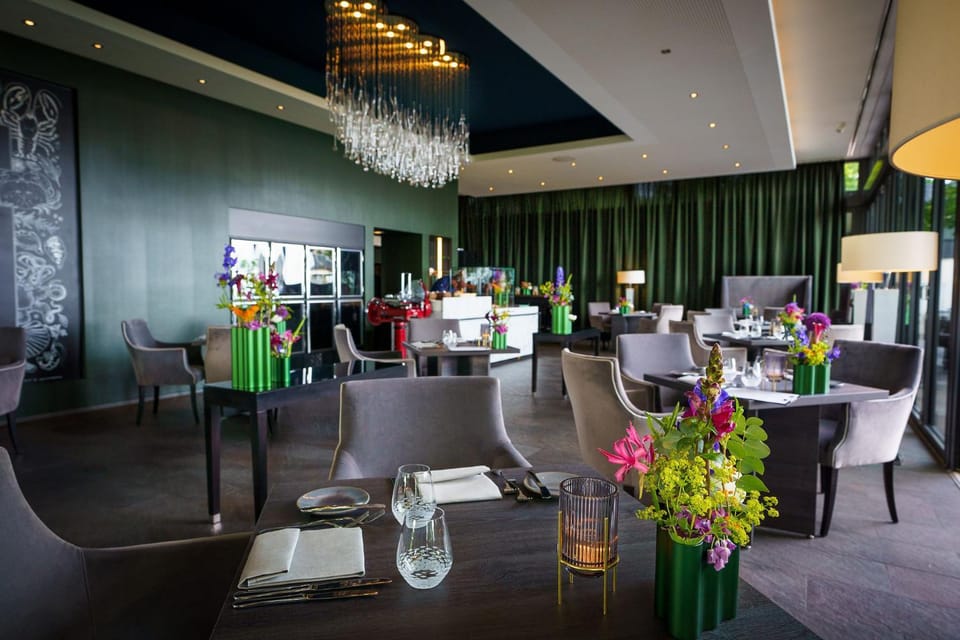 Restaurant/places to eat, Restaurant/places to eat, Food and drinks, Banquet/Function facilities, Seating area, Food, Breakfast, Drinks, wedding