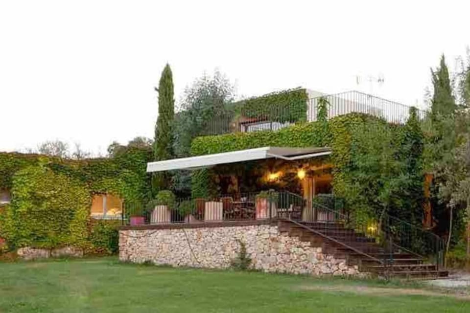 Property building, Natural landscape, Garden, Garden view, Garden view, Sunset