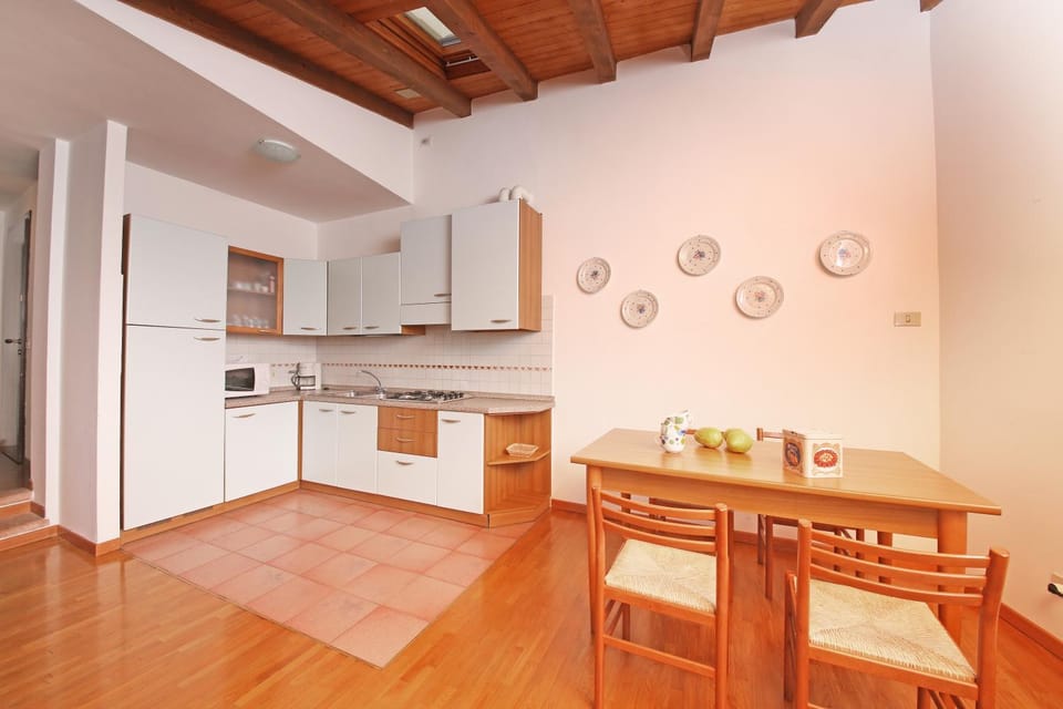 Kitchen or kitchenette, Living room, Dining area