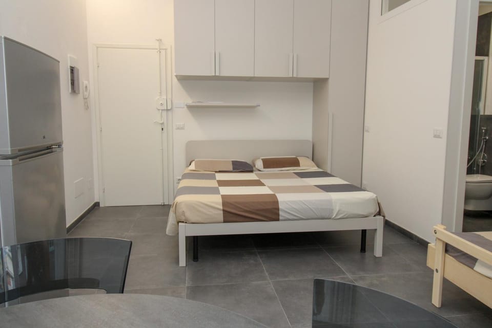 Bed, Photo of the whole room, Bedroom, wardrobe