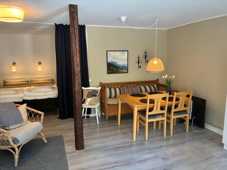 Enkelheten i Kivik Apartment in Skåne County