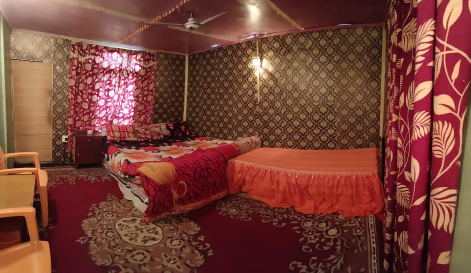 Hotel Island Vacation rental in India