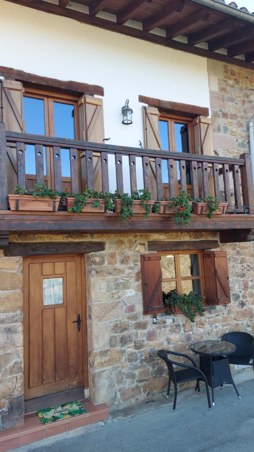 La casa de Omi Apartment in Cantabria