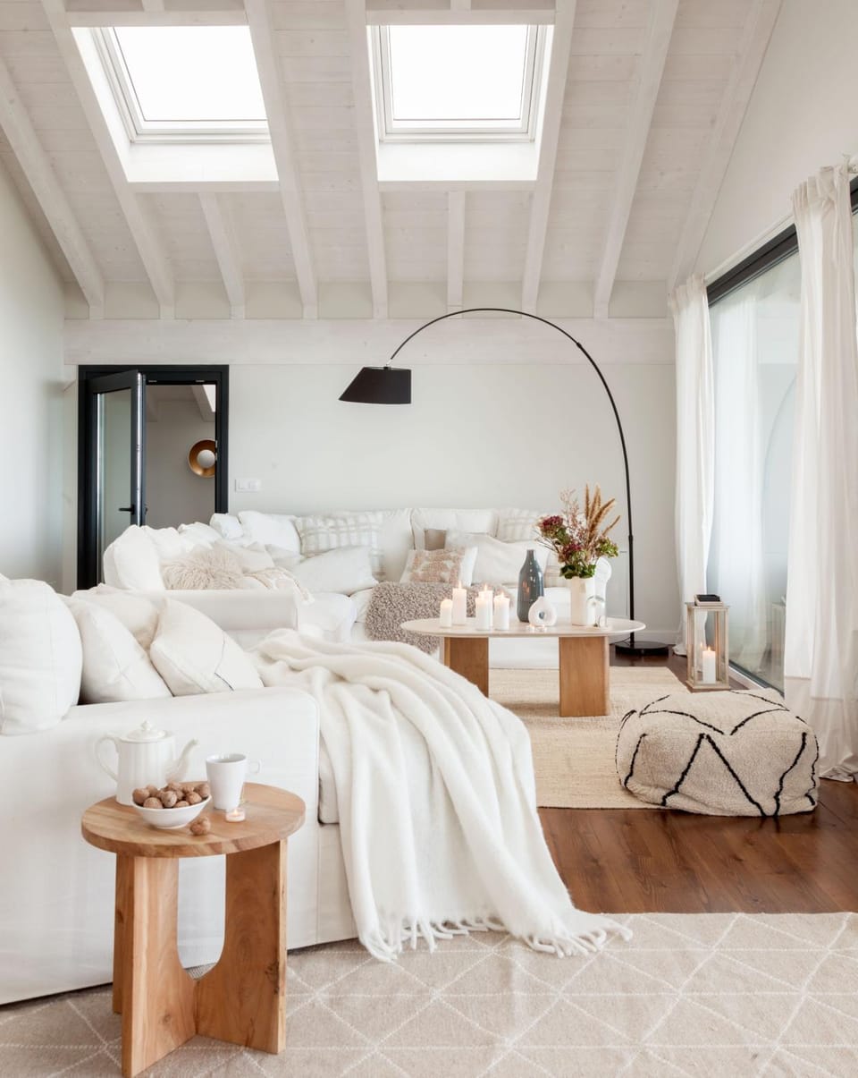 Living room, Seating area, Sea view, internet