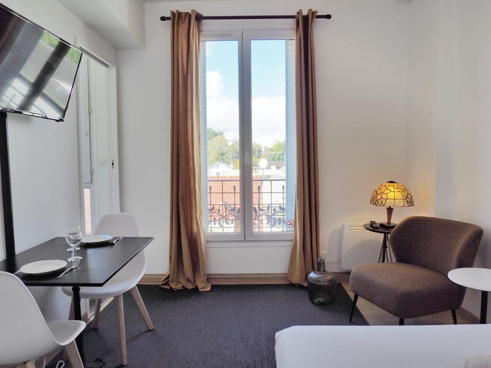 The Happy Stay - Duke Housing Apartment in Vitry-sur-Seine