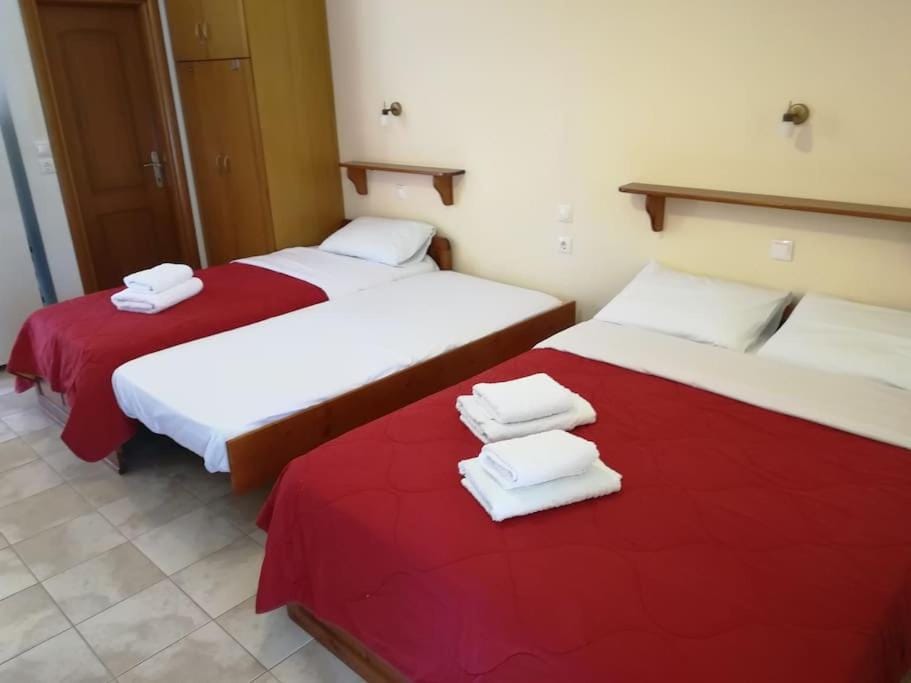 Dimitris - House Maria Manolaki - Ground Floor Studio Apartment in Halkidiki