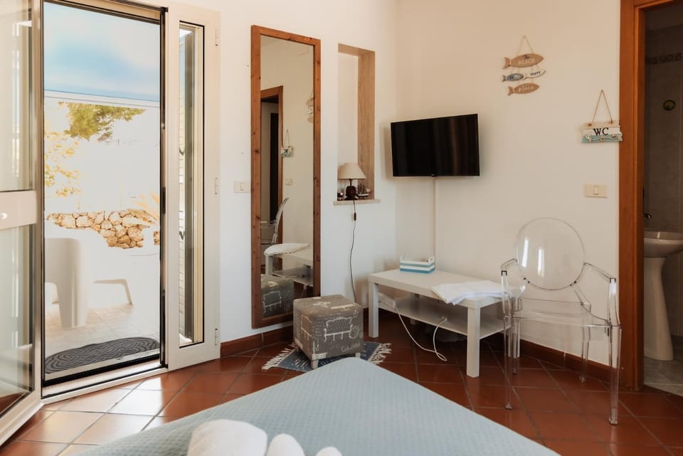 TV and multimedia, Photo of the whole room, Evening entertainment, Bedroom