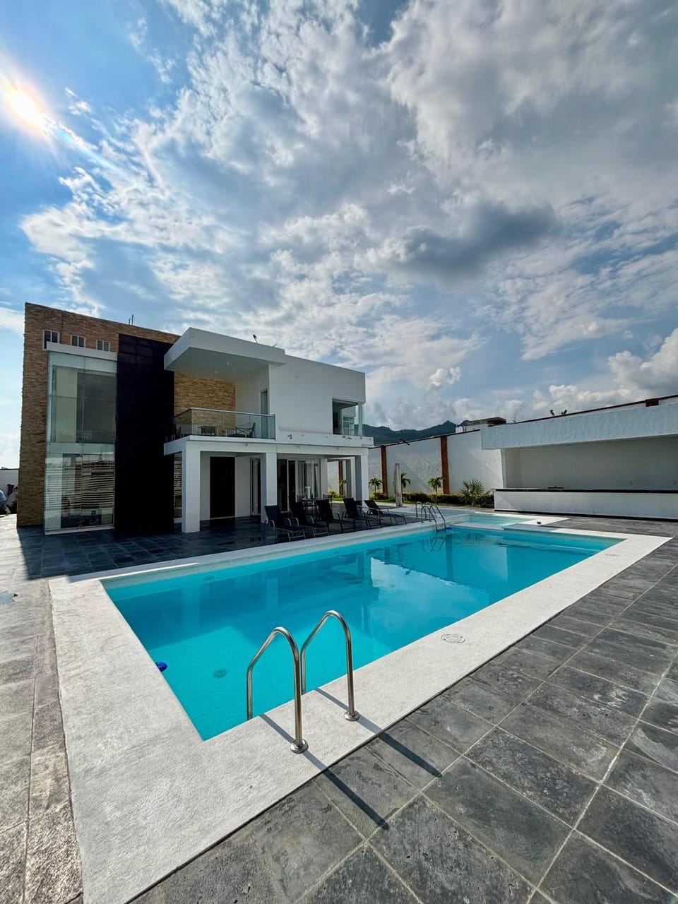 Casa Girasol House in Oaxtepec