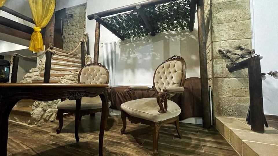via ROMA 100 ROOMS Apartment in Sicily