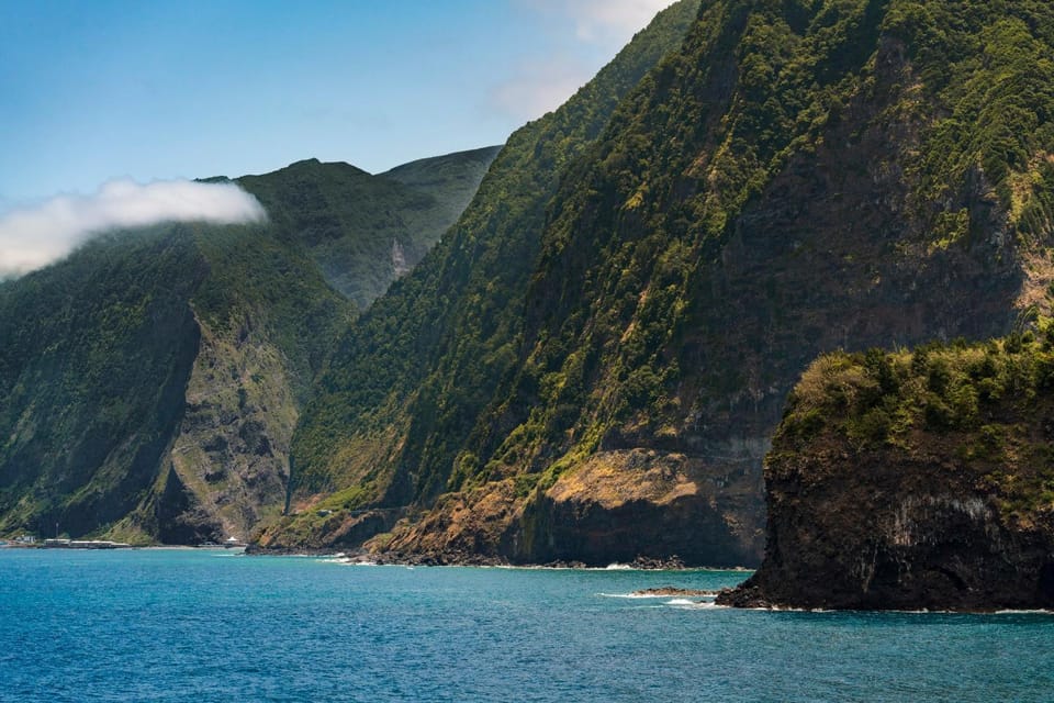 Nearby landmark, Natural landscape