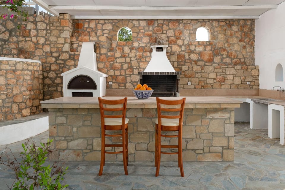 BBQ facilities, Seating area, pet friendly