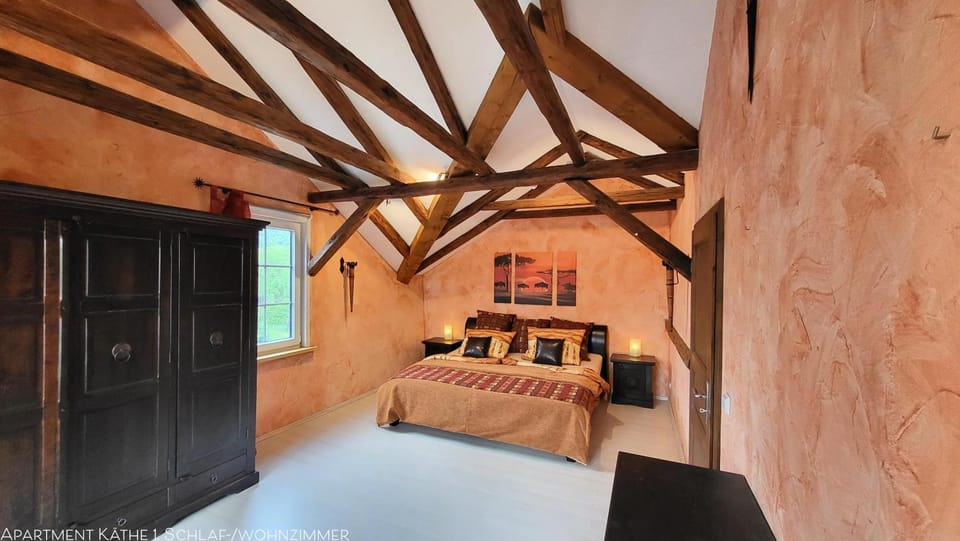 Bed, Living room, Bedroom, Mountain view
