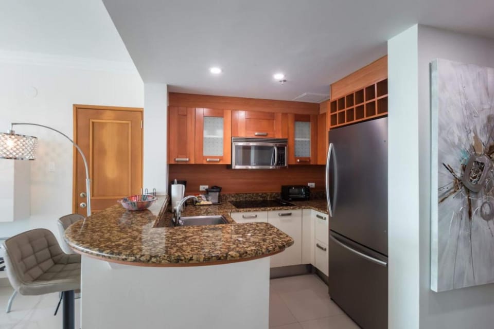 Premier Ocean Lagoon Studio · Condado with Pool Apartment in San Juan