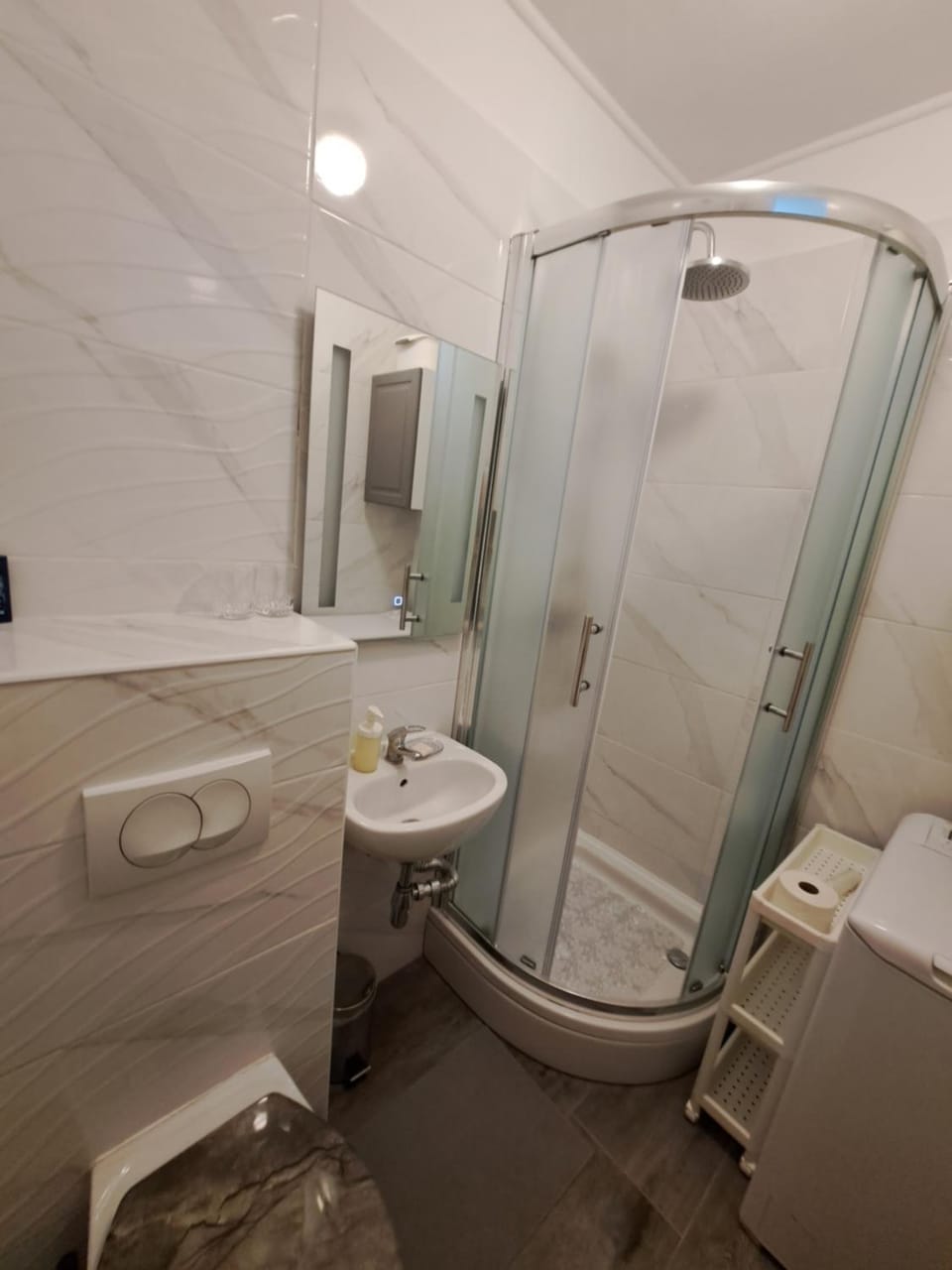 Shower, Bathroom