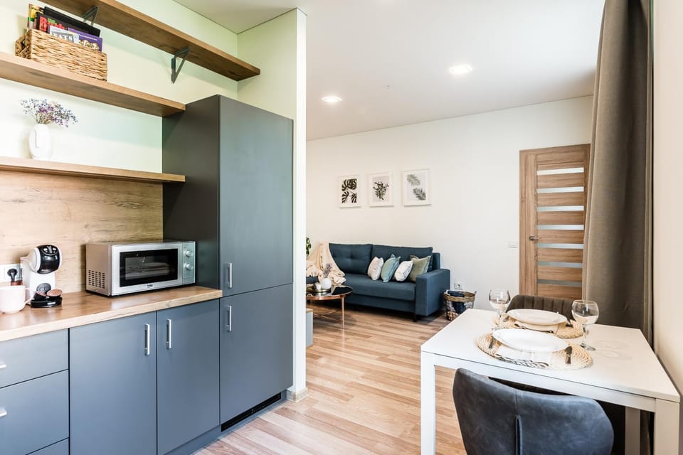 Coffee/tea facilities, Kitchen or kitchenette, Living room, Seating area, Dining area, minibar, pet friendly, stove