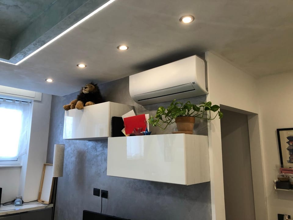 Living room, air conditioner