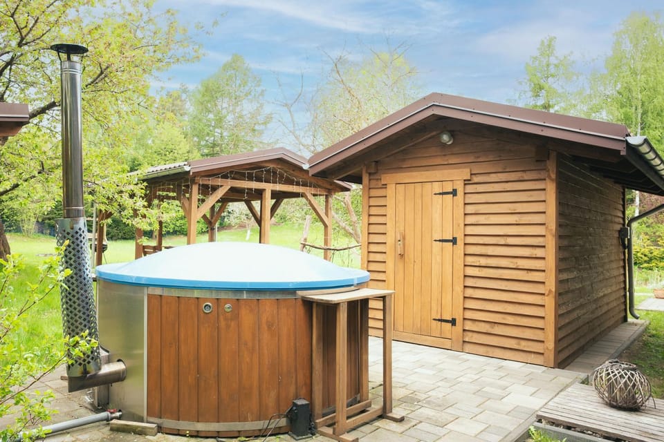 Garden, Hot Tub, Sauna