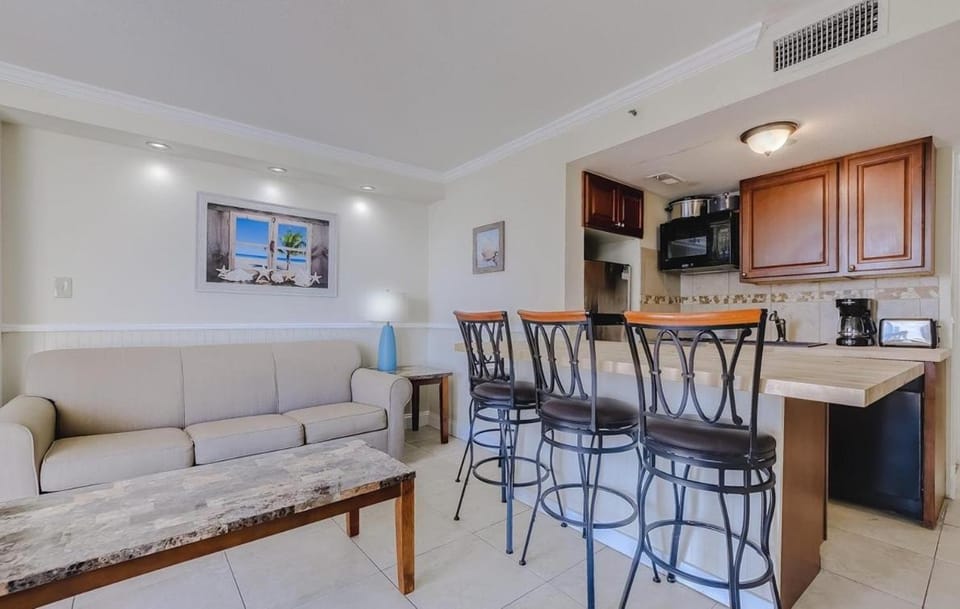 Breathtaking Ocean View 1 Bedroom Queen Suite! Meridian Plaza 707 - Perfect for 4 guests! House in Myrtle Beach
