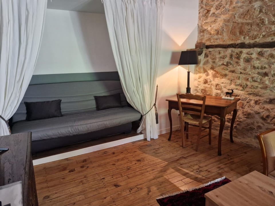 Le Grand Cerf - 4 Couchages House in Occitanie