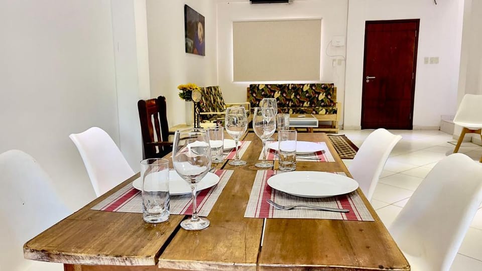 Food and drinks, Dining area