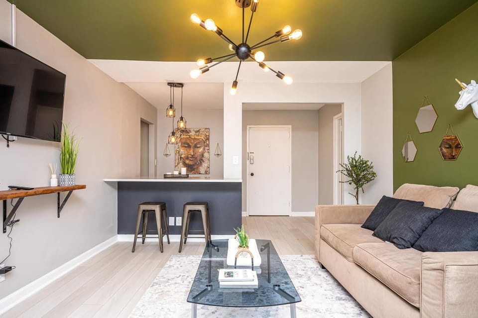 ATL Downtown 2BR King Bed Free Parking LM1908 House in Atlanta