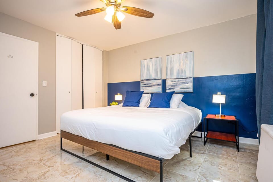 ATL Downtown 2BR King Bed Free Parking LM1908 House in Atlanta
