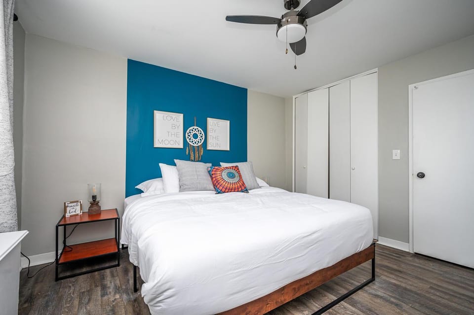 ATL Downtown 2BR King Bed Free Parking LM1902 House in Atlanta