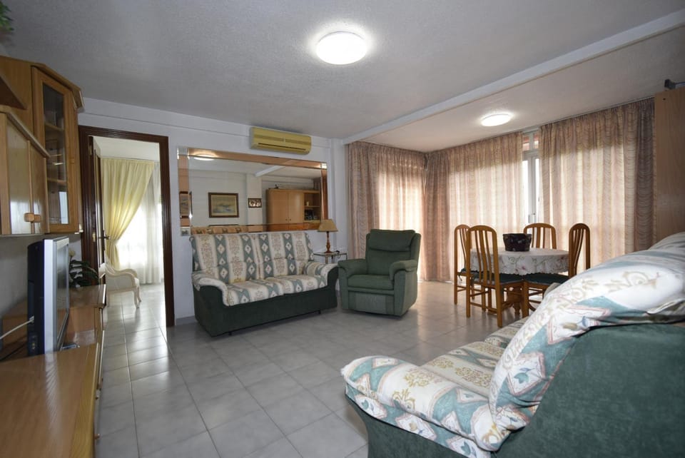 Communal lounge/ TV room, Living room