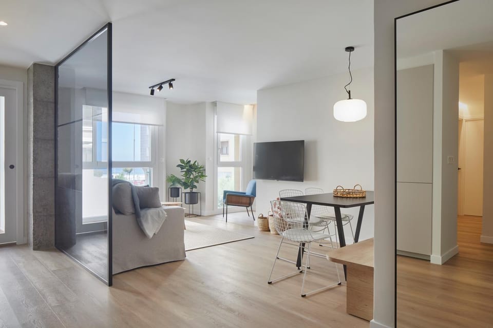 TV and multimedia, Living room, Seating area, Dining area, hair dresser